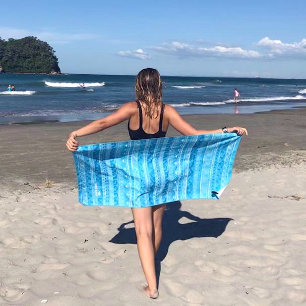 Best Beach Towel for Travel!
